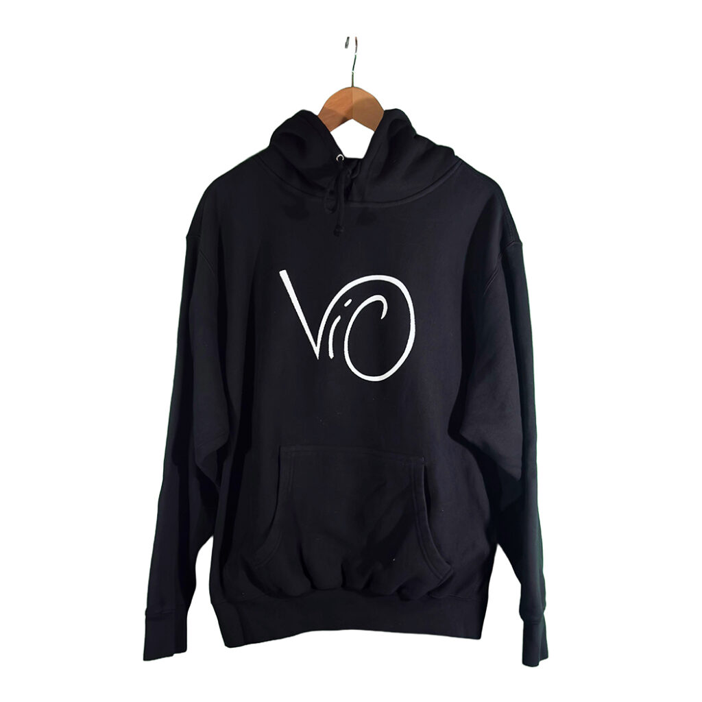 Large Hoodie

Black Wave Logo